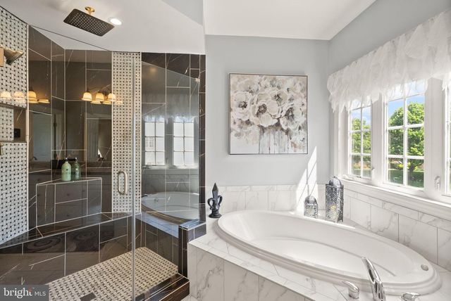 5634 LICK RIVER LN, Gainesville, VA 20155