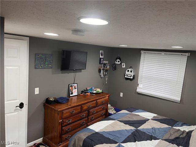 8160 Navarre Road SW, Massillon, OH 44646