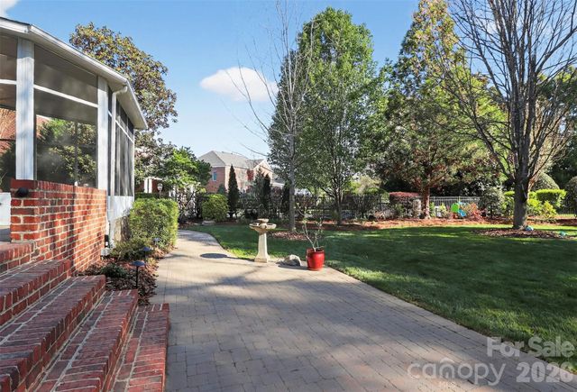 5902 Legacy Circle, Charlotte, NC 28277