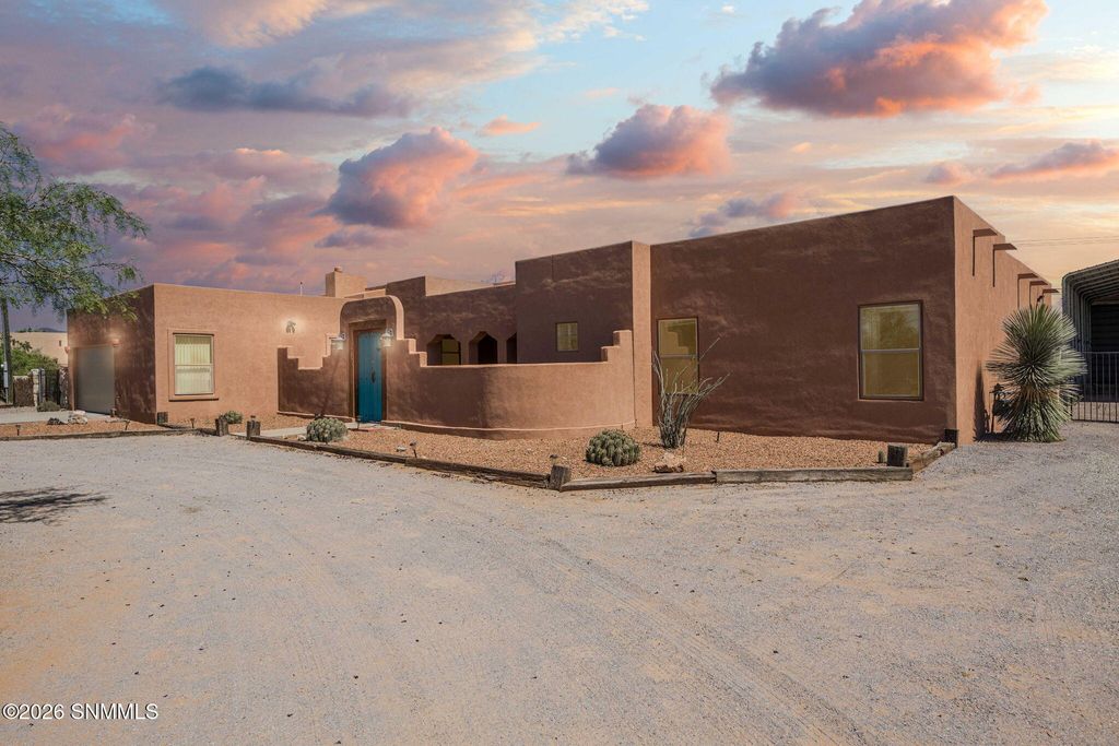 5150 Big Sky Drive, Las Cruces, NM 88012