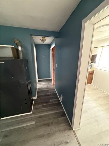 33019 Alamo Court, Westland, MI 48186