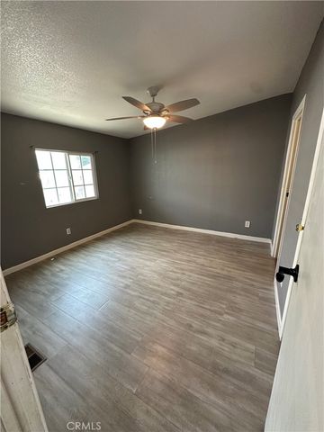 3825 Crestmore Rd. 414, Riverside, CA 92509