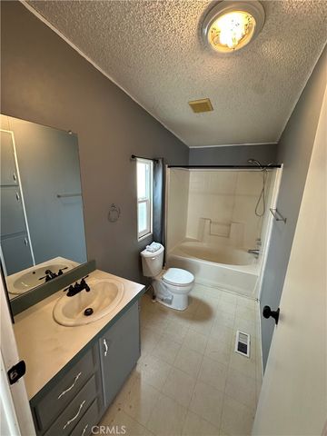 3825 Crestmore Rd. 414, Riverside, CA 92509