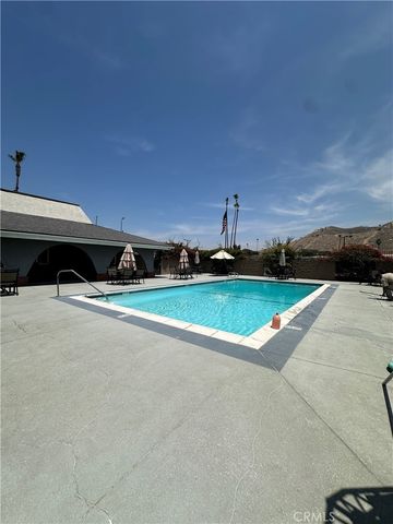 3825 Crestmore Rd. 414, Riverside, CA 92509