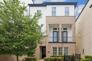 2024 Fannin Station S, Houston, TX 77045
