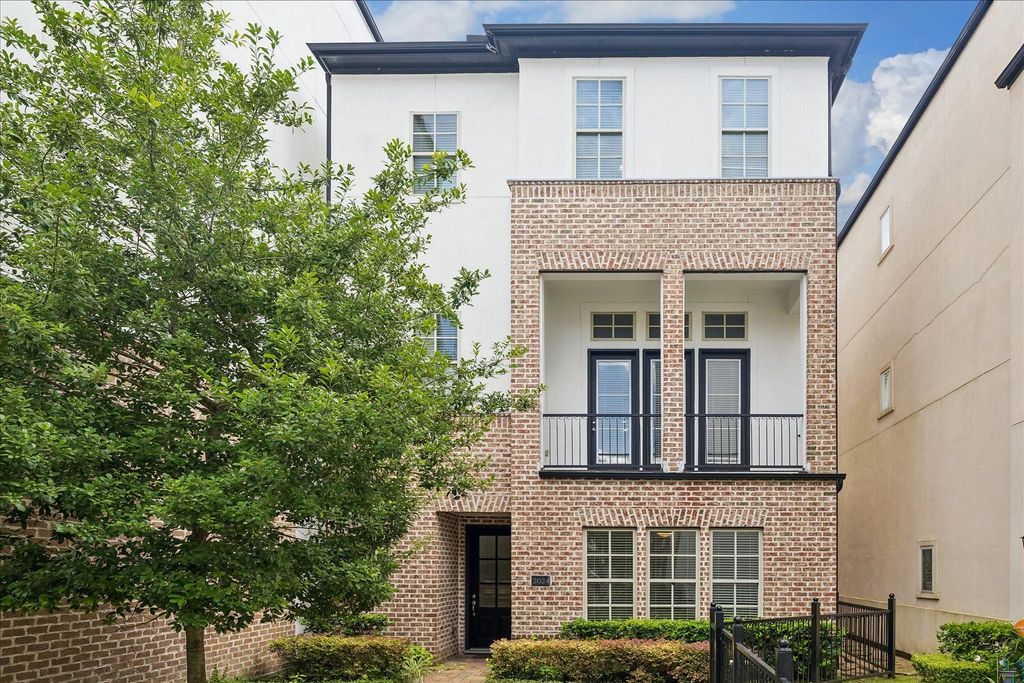 2024 Fannin Station S, Houston, TX 77045