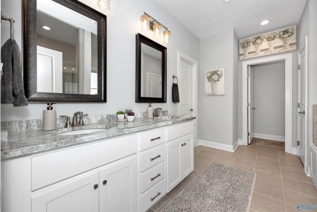 14889 Willow Rose Lane, Athens, AL 35613