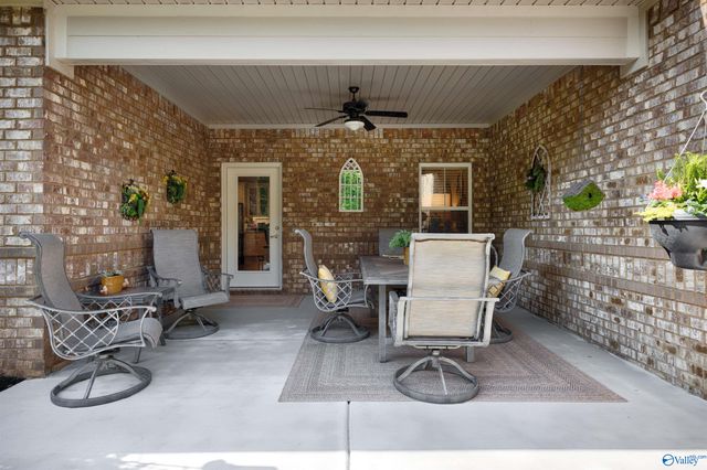 14889 Willow Rose Lane, Athens, AL 35613