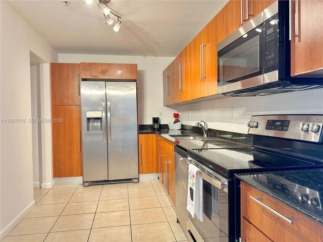 3000 S Ocean Drive 1006, Hollywood, FL 33019