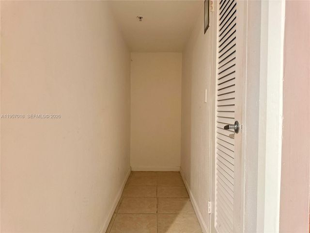 3000 S Ocean Drive 1006, Hollywood, FL 33019