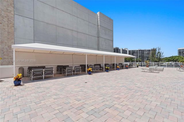 3000 S Ocean Drive 1006, Hollywood, FL 33019