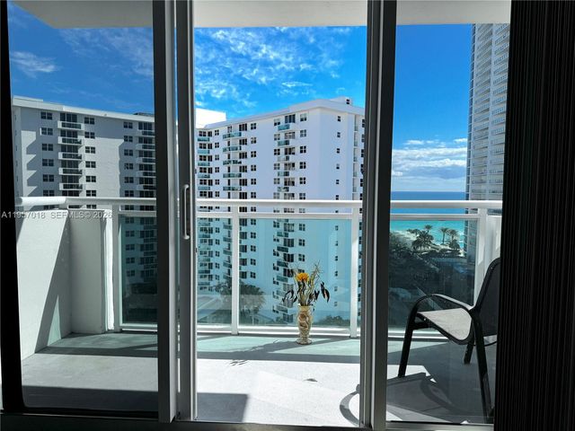 3000 S Ocean Drive 1006, Hollywood, FL 33019