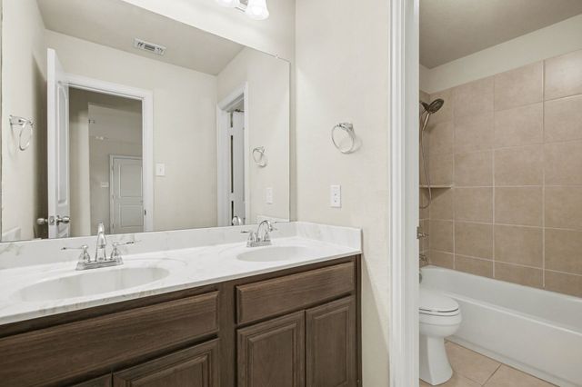 7521 Star Gazer Lane, Forest Hill, TX 76140