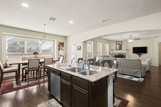 7521 Star Gazer Lane, Forest Hill, TX 76140