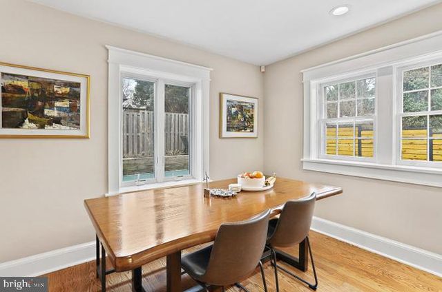 2347 S ARLINGTON RIDGE RD, Arlington, VA 22202