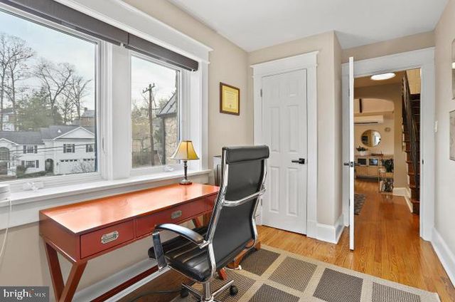 2347 S ARLINGTON RIDGE RD, Arlington, VA 22202