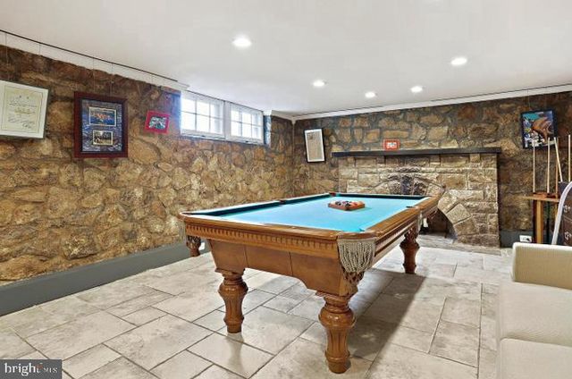 2347 S ARLINGTON RIDGE RD, Arlington, VA 22202