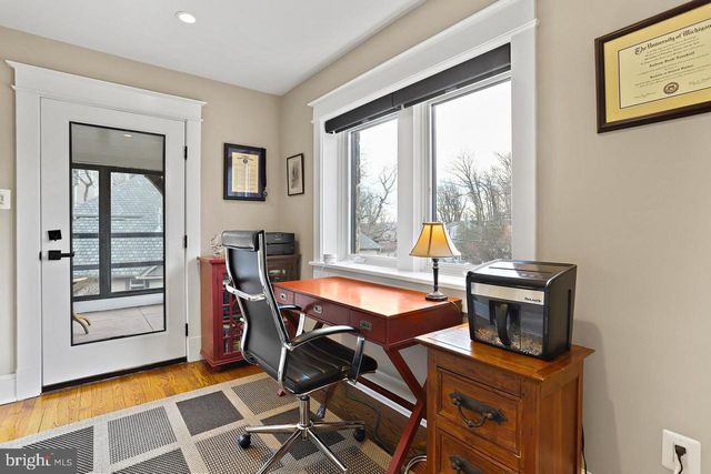 2347 S ARLINGTON RIDGE RD, Arlington, VA 22202