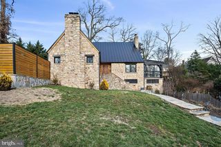 2347 S ARLINGTON RIDGE RD, Arlington, VA 22202