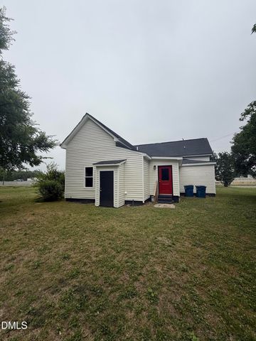 407 N King Avenue, Dunn, NC 28334