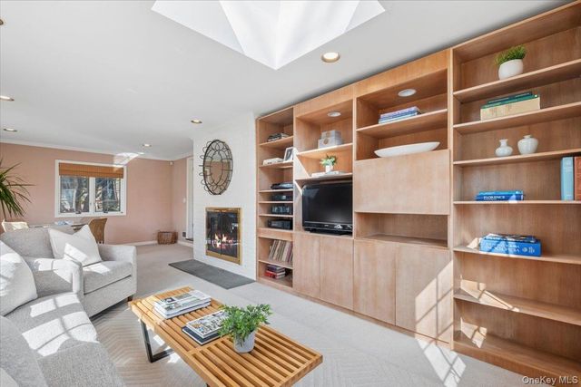 1 Normandy Lane, Scarsdale, NY 10583