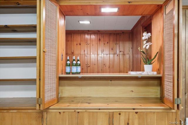 1 Normandy Lane, Scarsdale, NY 10583