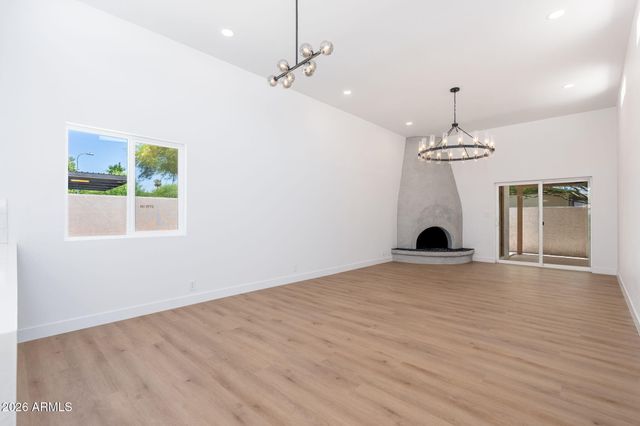 3401 N 37TH Street 9, Phoenix, AZ 85018
