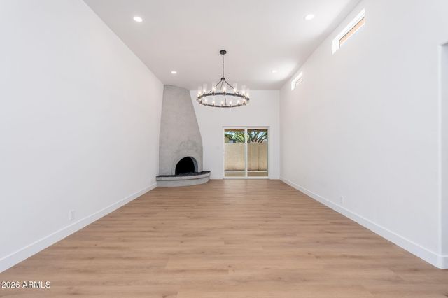 3401 N 37TH Street 9, Phoenix, AZ 85018