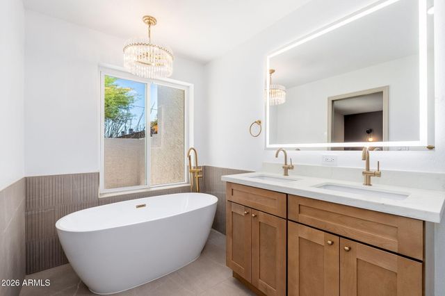 3401 N 37TH Street 9, Phoenix, AZ 85018