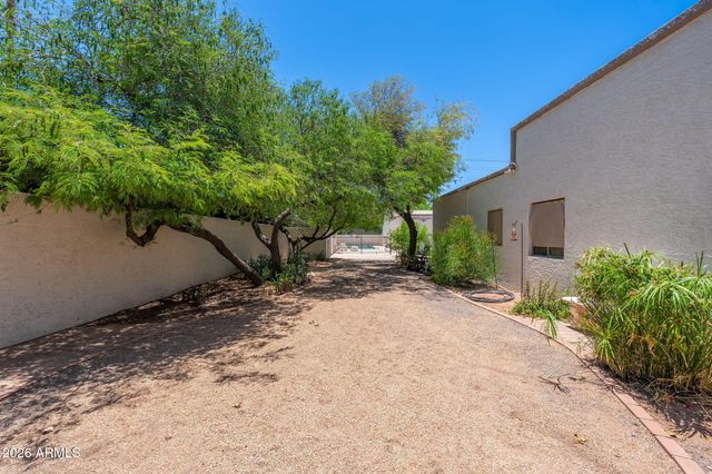 3401 N 37TH Street 9, Phoenix, AZ 85018