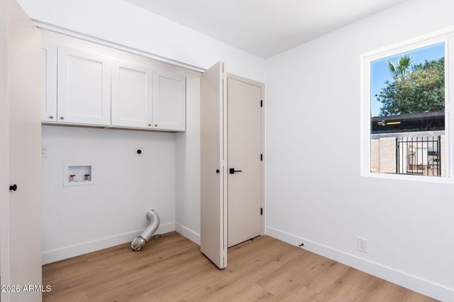 3401 N 37TH Street 9, Phoenix, AZ 85018
