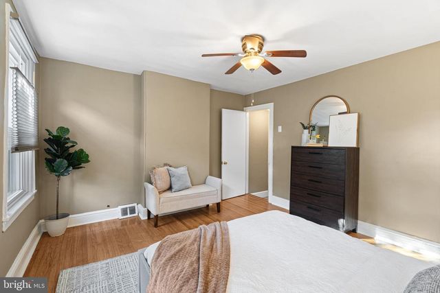 2317 WAVERLY ST, Philadelphia, PA 19146