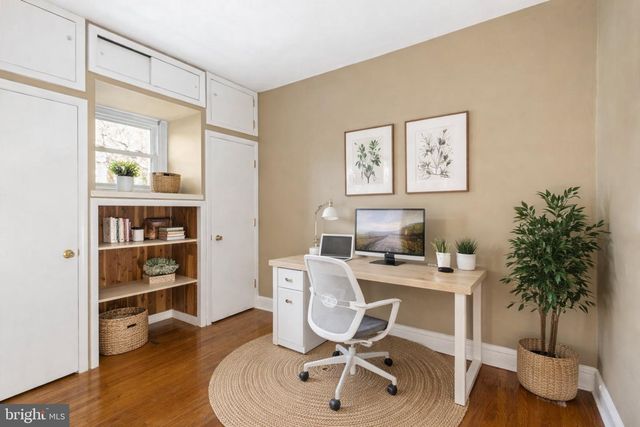 2317 WAVERLY ST, Philadelphia, PA 19146