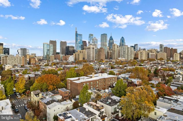 2317 WAVERLY ST, Philadelphia, PA 19146