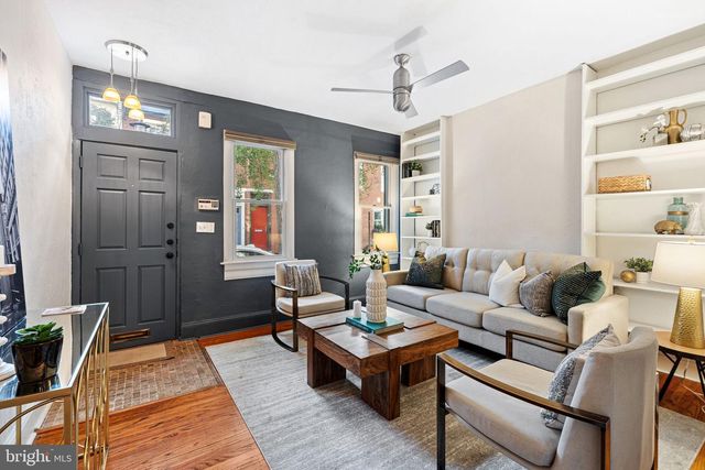 2317 WAVERLY ST, Philadelphia, PA 19146