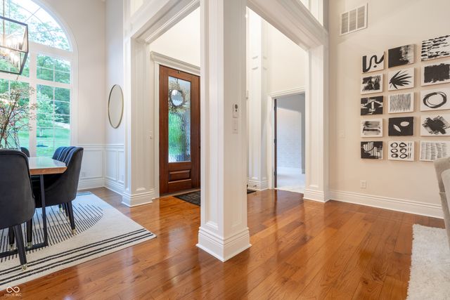 11911 W Grandview Drive, Columbus, IN 47201