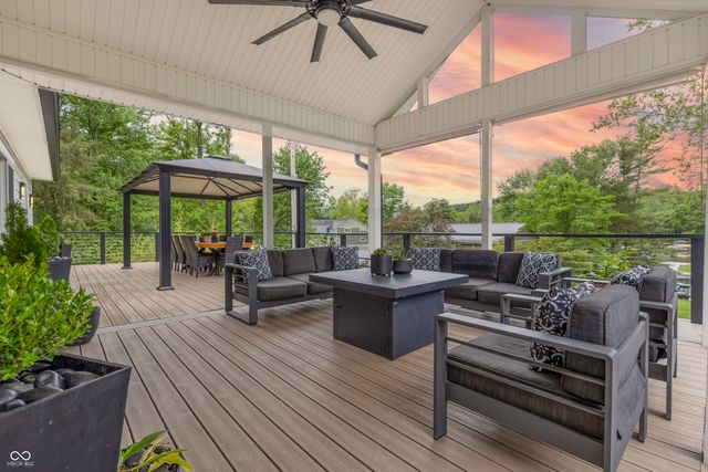 11911 W Grandview Drive, Columbus, IN 47201
