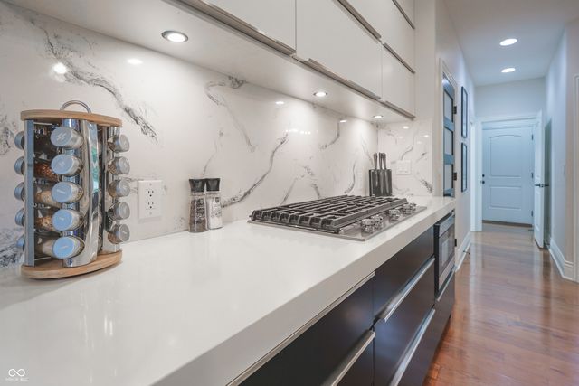 11911 W Grandview Drive, Columbus, IN 47201