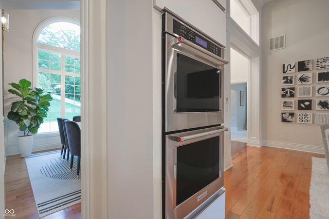 11911 W Grandview Drive, Columbus, IN 47201