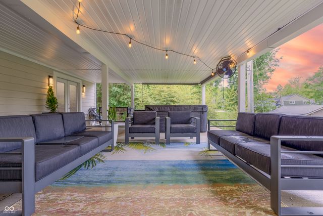 11911 W Grandview Drive, Columbus, IN 47201