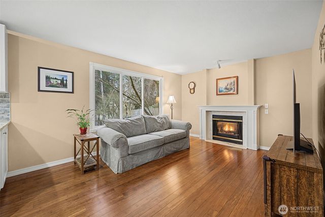 23312 SE 239th Street, Maple Valley, WA 98038