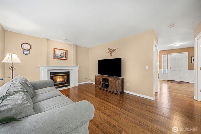 23312 SE 239th Street, Maple Valley, WA 98038