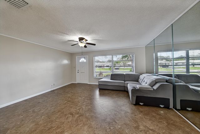 2581 E Golf Boulevard, Pompano Beach, FL 33064