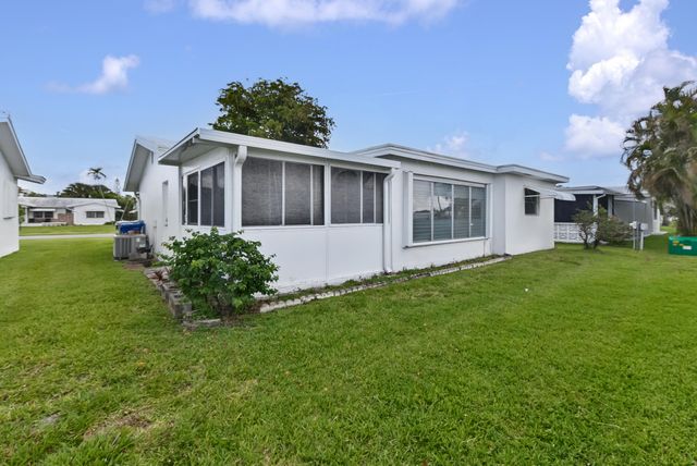 2581 E Golf Boulevard, Pompano Beach, FL 33064