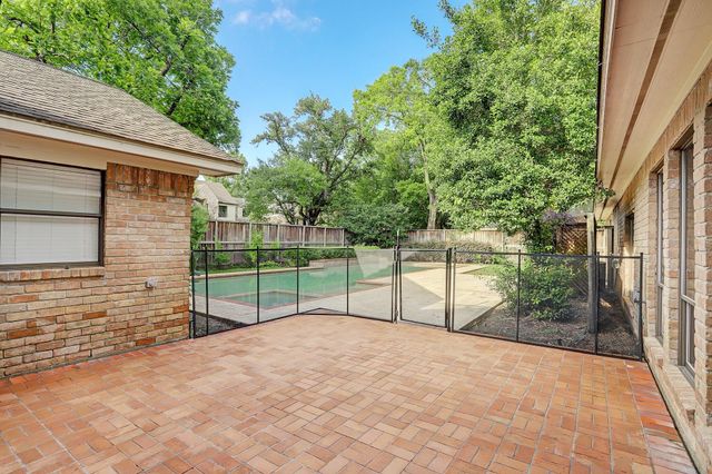 1132 Fries Road, Houston, TX 77055