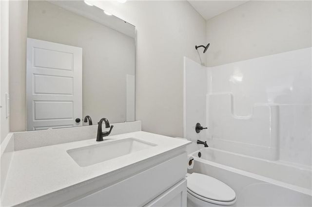 1432 SE Silo Street, Lee's Summit, MO 64081