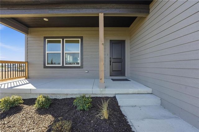 1432 SE Silo Street, Lee's Summit, MO 64081