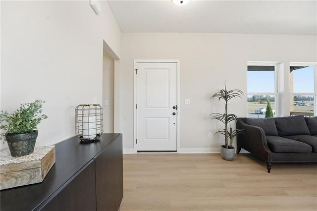 1432 SE Silo Street, Lee's Summit, MO 64081