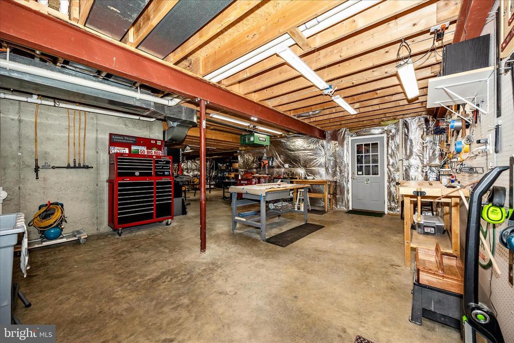 Image 41 of property listing at 2666 BROOK VALLEY RD, Frederick, MD 21701