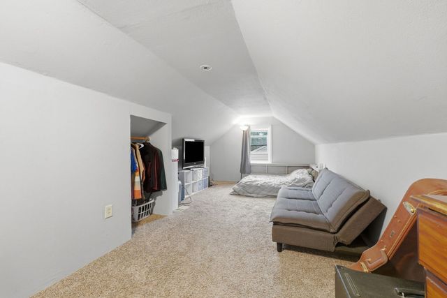1727 13th Avenue, Moline, IL 61265